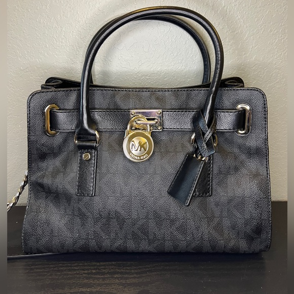 Michael Kors Handbags - Michael Kors Hamilton Saffiano Leather Bag